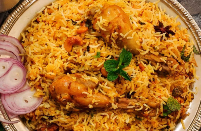 Hyderabad Chicken Dum Biryani